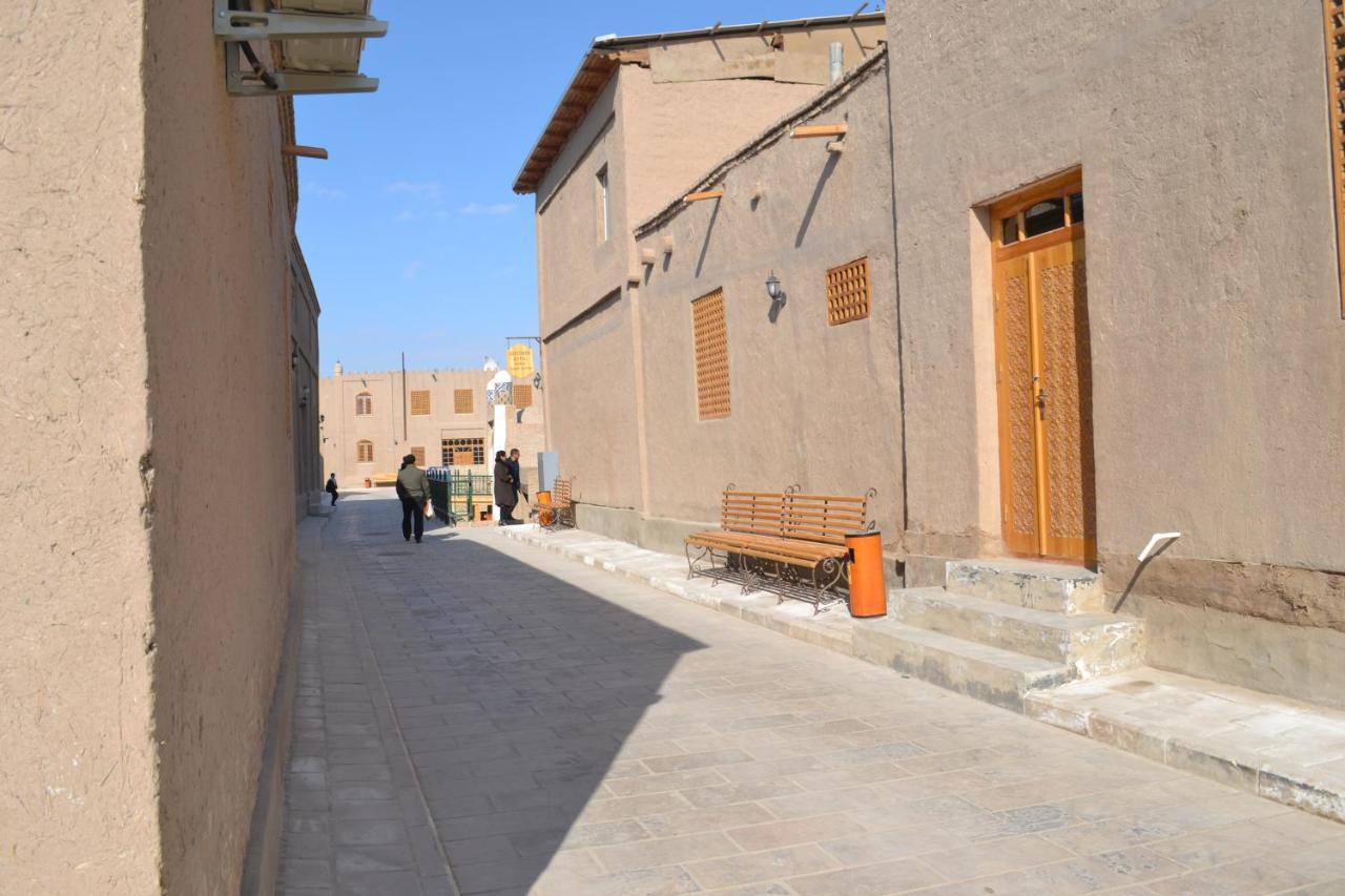 ホテル Khiva Karim Sulton エクステリア 写真